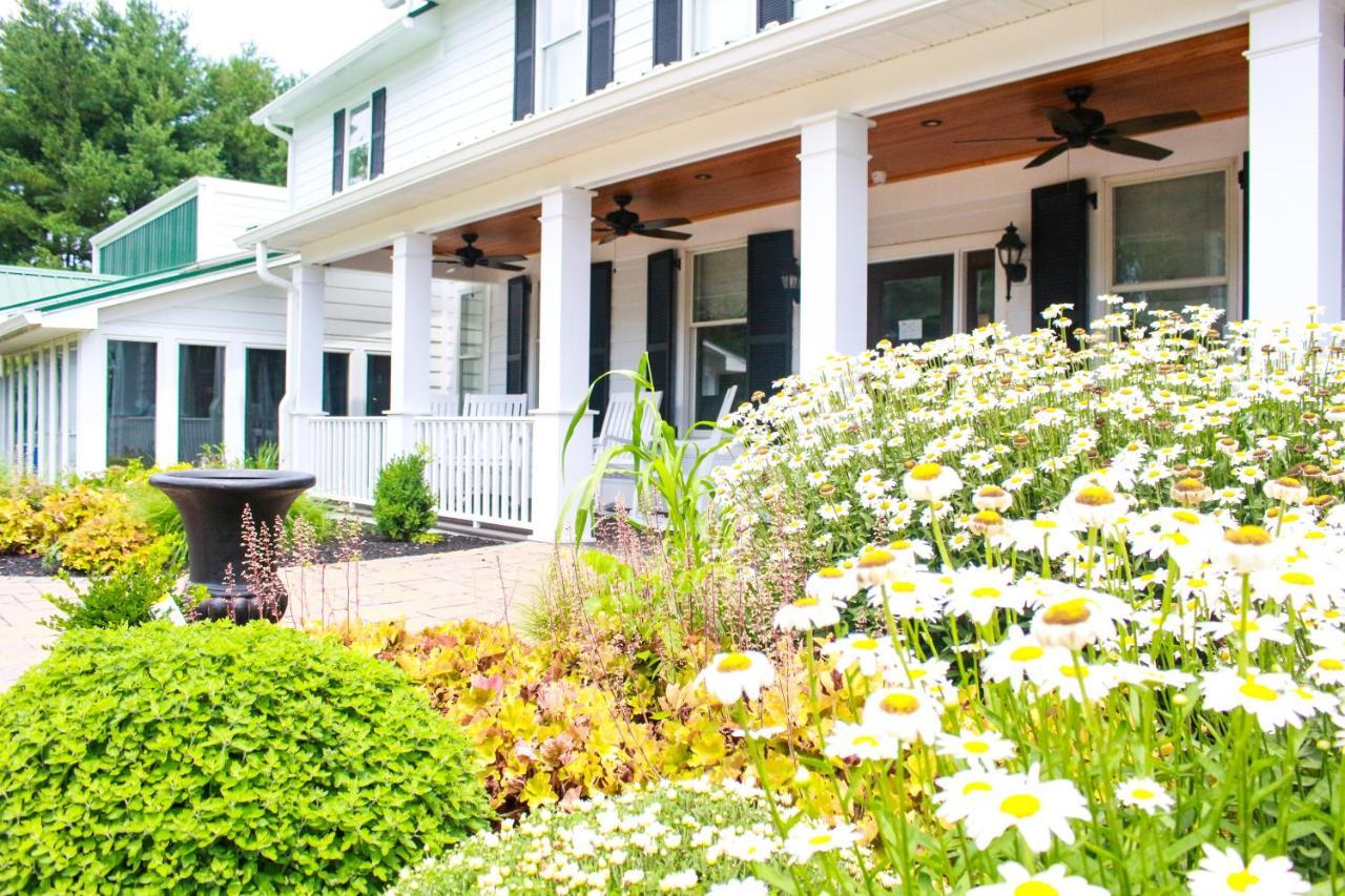 Mary'S Land Farm Hotel Ellicott City Exterior photo
